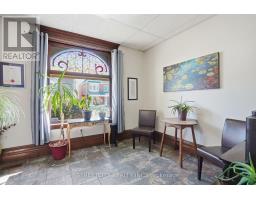 24 HINCKS STREET - 18