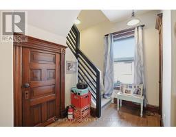 24 HINCKS STREET - 32