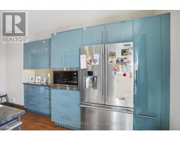 24 HINCKS STREET - 36