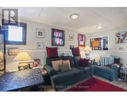 24 HINCKS STREET - 6