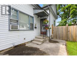 358 SIMCOE STREET - 24