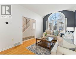 1 WATSON CRESCENT - 3