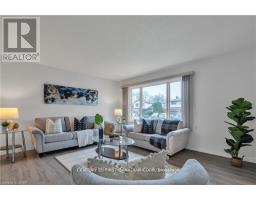 53 ARCHER CRESCENT - 9