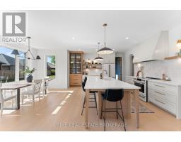 1969 BUROAK CRESCENT - 14