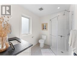 1969 BUROAK CRESCENT - 32