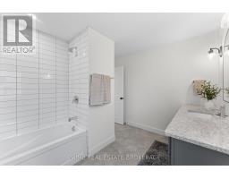 1969 BUROAK CRESCENT - 37