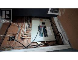 20 - 253 TAYLOR STREET - 23