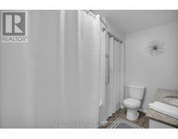 3692 BEVERLY GLEN - 12