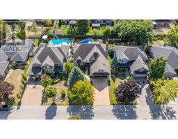 333 SUNNYSIDE CRESCENT - 50