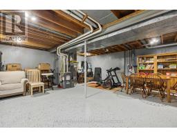 8 PARKVIEW DRIVE - 22