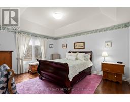 28 - 124 NORTH CENTRE ROAD - 24