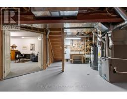 28 - 124 NORTH CENTRE ROAD - 44