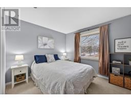 70 ELMGROVE CRESCENT - 23