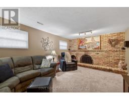 70 ELMGROVE CRESCENT - 28