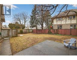 70 ELMGROVE CRESCENT - 39