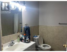 52 - 40 SUMMIT AVENUE N - 7