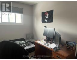 52 - 40 SUMMIT AVENUE N - 8