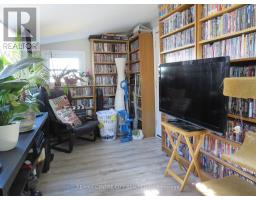 41 - 2189 DUNDAS STREET E - 15