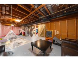 169 RAILWAY AVENUE - 32