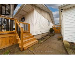 169 RAILWAY AVENUE - 40