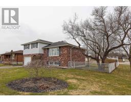 41 LAKEVIEW CIRCLE - 2