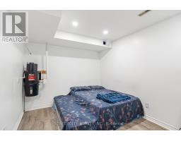 242 COLETTE DRIVE - 36