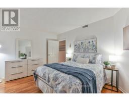 101 - 285 QUEENS AVENUE - 22