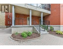 101 - 285 QUEENS AVENUE - 32