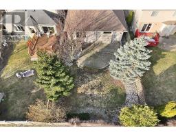 879 GARIBALDI AVENUE - 29