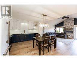 41 PEAR TREE AVENUE - 17