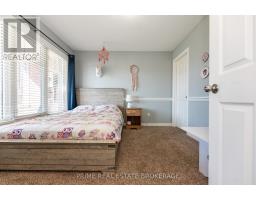 41 PEAR TREE AVENUE - 6