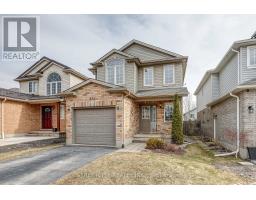 872 BRADSHAW CRESCENT - 2