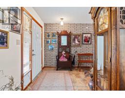 154 GIDLEY STREET W - 4