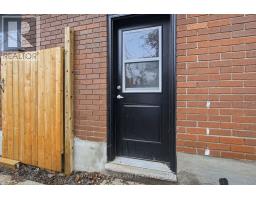 125 CONNAUGHT AVENUE - 25