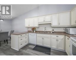 9 - 445 RIVERSIDE DRIVE - 9