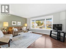 313 PINETREE LANE - 10