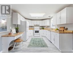 313 PINETREE LANE - 18