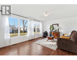 313 PINETREE LANE - 25