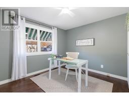 313 PINETREE LANE - 27