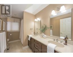 95 HIGHLAND WOODS COURT - 25