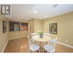 95 HIGHLAND WOODS COURT - 34