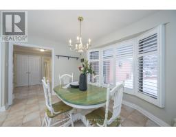 28 - 40 QUINELLA DRIVE - 10