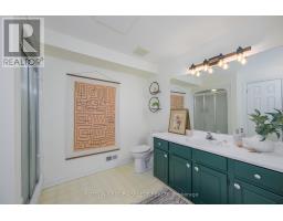 28 - 40 QUINELLA DRIVE - 23