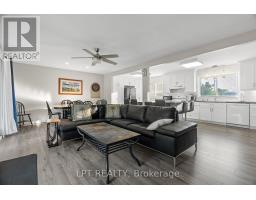 9952 PRINCE PHILLIP STREET - 16