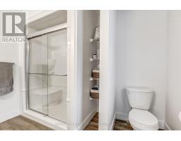 36 - 3635 SOUTHBRIDGE AVENUE - 23