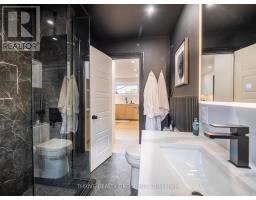 12 ARTHUR STREET - 32