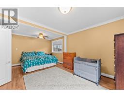 381 HYDE PARK ROAD - 13