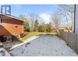 381 HYDE PARK ROAD - 25