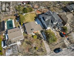 381 HYDE PARK ROAD - 32