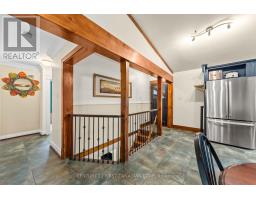 381 HYDE PARK ROAD - 7